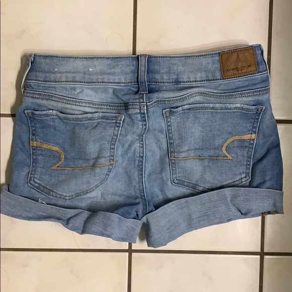 American Eagle light wash denim shorts - Picture 2 of 2